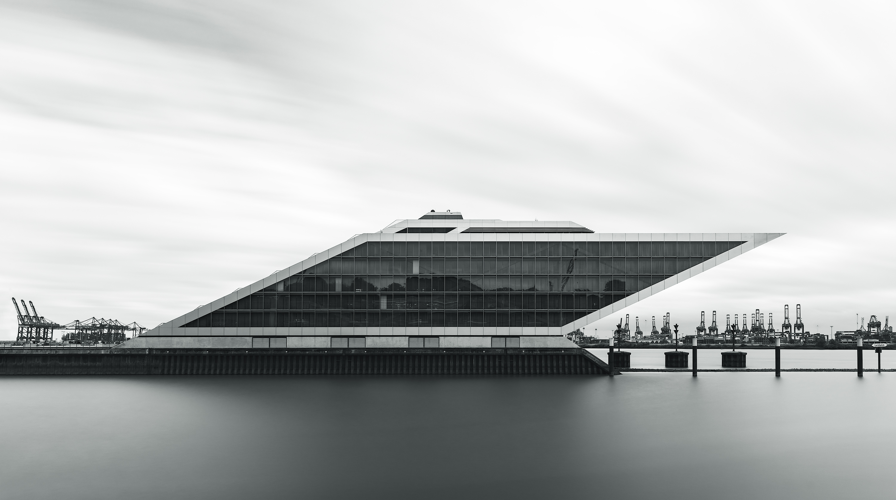 Dockland, Hamburg